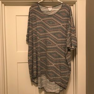 LuLaRoe Irma Tunic